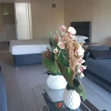 Zemahotel Hotel