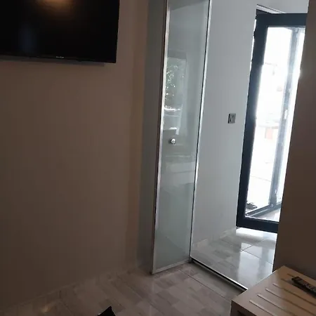 Zemahotel מלון *